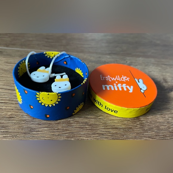 MIFFY (Erstwilder)-Imported (NWT) Queen Miffy Earrings - Picture 3 of 8